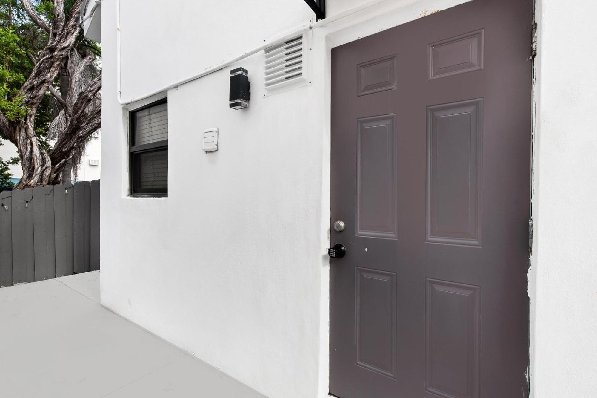 Modern Deluxe Loft Hollywood Beach Unit # 8 Buitenkant foto